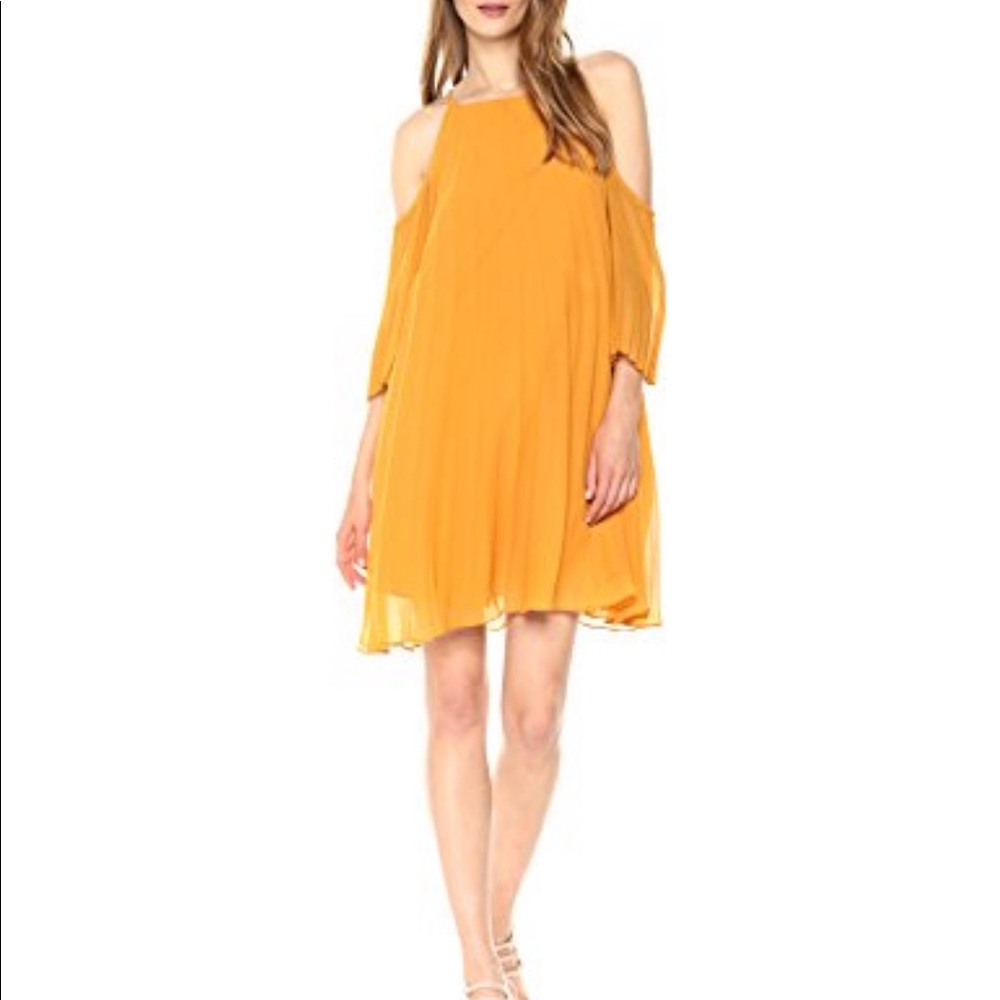 BB Dakota Yellow Gretel Swing Pleated Dress- Small